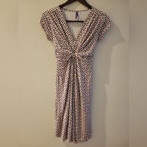 Seraphine Size 4 Black and Tan Maternity Nursing Dress